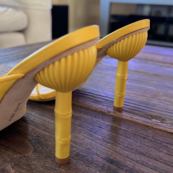 Cult Gaia Yellow Heels - Picture 4 of 10